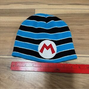 Super Mario Beanie Adult One Size Blue Striped Nintendo 100% Acrylic 2016 M Logo